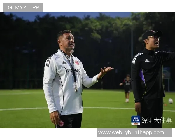 贝纳蒂亚怒斥裁判傲慢无视回放称球队遭遇不公待遇